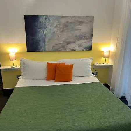 Penzion Holidays Rattazzi 3*